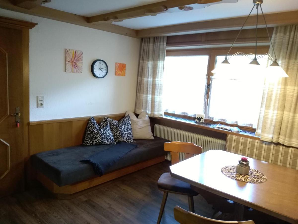 Zillertal Apartment mit Traumausblick - Haus Kirchler Hippach Exterior foto